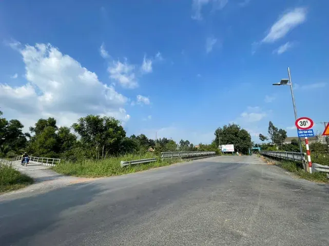 17200m2 đất vườn xã Tân Hòa, Bến Lức , Long An giá 24,1 tỷ
