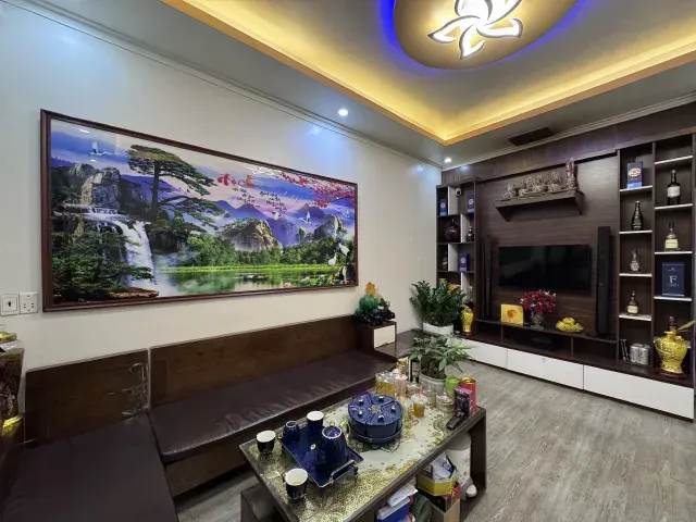Bán nhà cấp 4,trung tâm phường hồng gai
