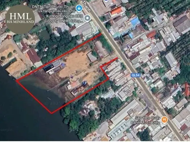 Đất SKC 2 mặt tiền thủy bộ – vị trí chiến lược cho logistics miền tây