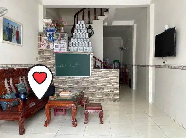 BÁN NHÀ Khu TĐC Vĩnh Trường Nhà 2tầng 1tum sân thượng Giá bán 4 tỷ500 triệu