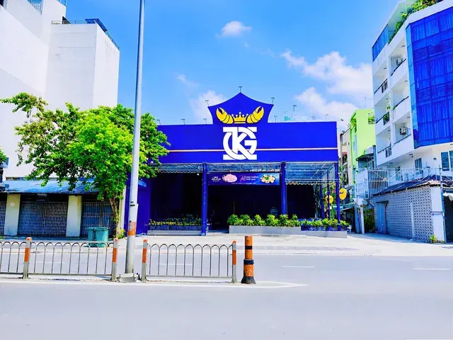 Cho Thuê Nhà GÓC 2MT: 608 Đường 3/2 - Quận 10 - 14x25m