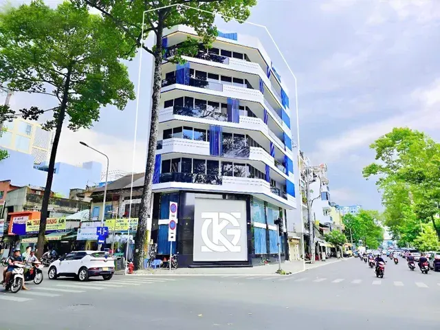 Cho Thuê Toà Nhà GÓC 2MT: 476-478 Nguyễn Chí Thanh + Nguyễn Kim - Quận 10