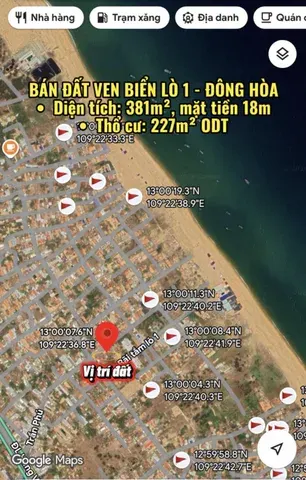 BÁN ĐẤT VEN BIỂN LÒ 1 - ĐÔNG HÒA, PHÚ YÊN • Diện tích: 381m², mặt tiền 18m • Thổ cư: 227m² ODT, sổ hồng riêng • Vị trí: KP Phú Thọ 1, TT Hòa Hiệp Trung, cách biển 280m • Pháp lý: Sạch, công chứng ngay Giá: 6tỷxx (có TL) LH: 096••••39