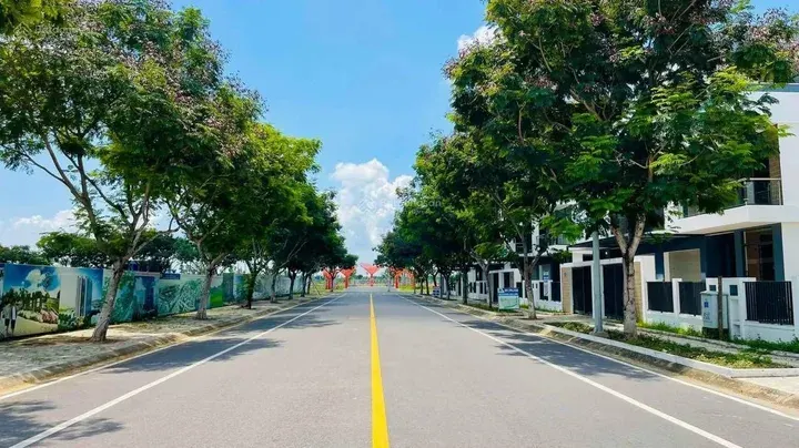 Ngộp ngân hàng! bán cắt lỗ đất mặt tiền phùng hưng cách sân bay long thành 4KM – giá thấp hơn thị trường!