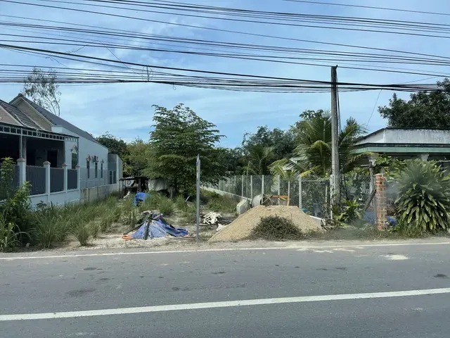 Bán Đất 10x50= 500m² thổ cư giáp quốc lộ 1A dân đông giá 690 triệu-tại Phường Mỹ Xuyên Cần Thơ