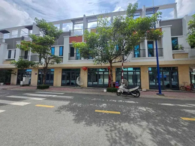 Bán nhà khu lavela garden an phú.DT 62M2 hàng ngộp bank