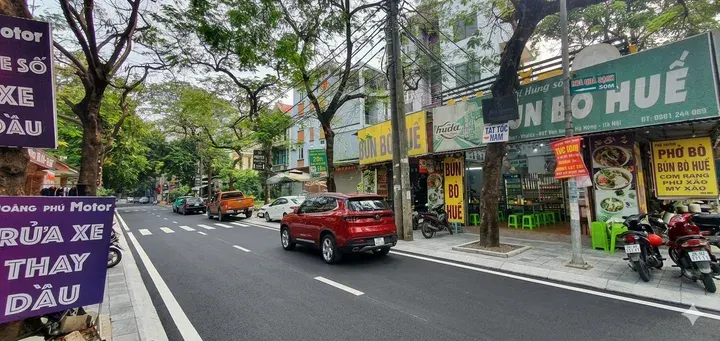 Vị trí V.ip KĐT văn quán – view biệt thự– vỉa hè rộng – 75M² – 6 tầng