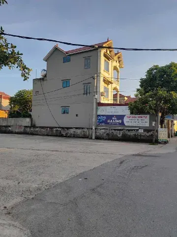 HIẾM NHỈNH 3 tỷ - 110M. DOÃN THƯỢNG THUẬN THÀNH Ô TÔ - GẦN PHỐ - ĐẦU TƯ OK. ◇ Mô tả: , hàng xóm Hồng Hạc City Phú Mỹ Hưng, bán kính 300m là trường học các cấp, khu công nghiệp công nhân rất đông, tương lai tăng trưởng mạnh. + Lô đất mình