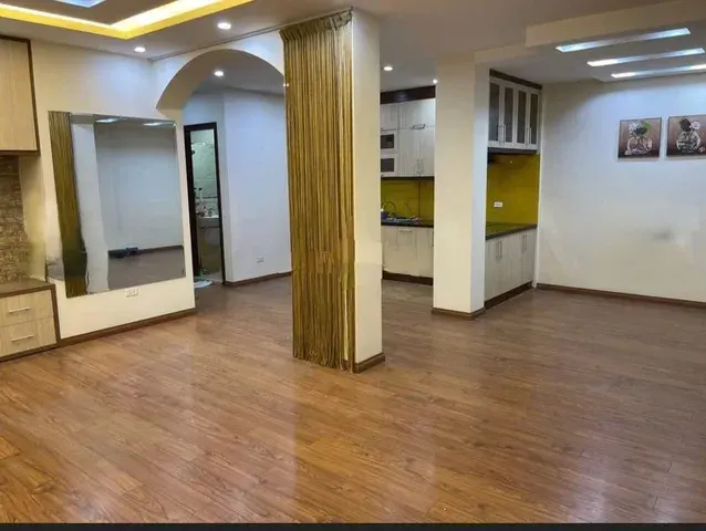 Cho thuê căn hộ tập thể MP Láng Hạ, Đống Đa 75M, 2PN FULL ĐỒ giá 12 triệu