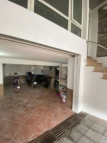 Cho Thuê Nhà Mặt Phố Quan Hoa - Cầu Giấy 50M² 5 Tầng+ 1 Tầng Hầm /Thang Máy/ Thông Sàn/ Kinh Doanh Đỉnh/ Giá Thuê 31tr