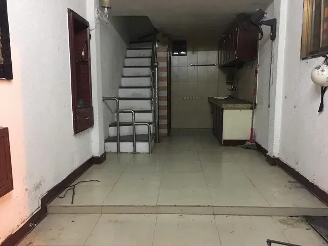 Cho thuê nhà đường hồ ba mẫu, đống đa, 2 ngủ ở luôn – 7.5 TR