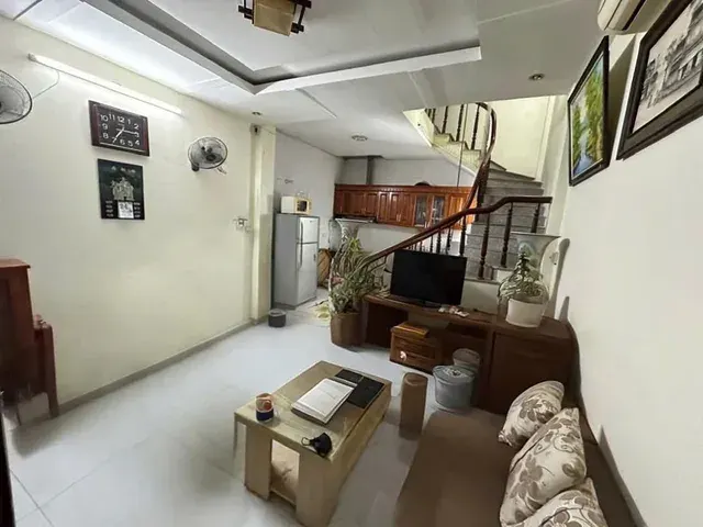 Cho thuê nhà ngõ 57 Trung Văn 35M*5 tầng giá 12 triệu