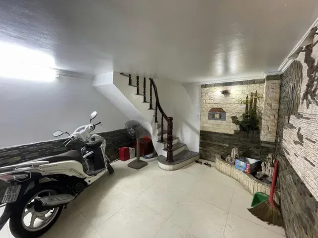 Cho thuê nhà ngõ 159 Hồng Mai, Hai Bà Trưng,25M*6 tầng(3NKK) giá 10.5 triệu