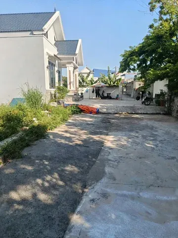 Bán 80 m tại Hoà Bình.l/h:076.231,9990 e Thúy ngõ ô tô 7 chỗ quay đầu tại đất , lô đất ngay sau dự án Vlasta