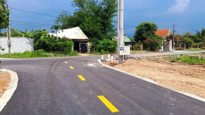 Chính chủ bán gấp 250M2 đất, MT nhựa ngay chợ, SHR, T.cư sát KCN tiện xây trọ 545TR
