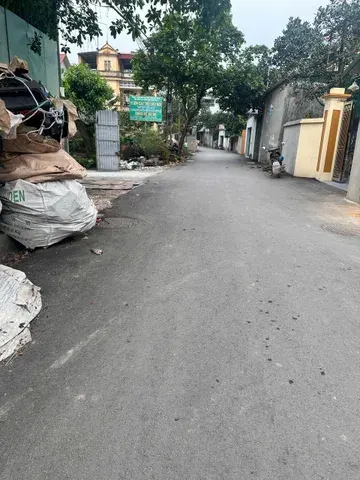 Lô đất đẹp có sẵn xưởng 155m2 tại trục chính Xanh Tý - Lạc Đạo. 083••••89