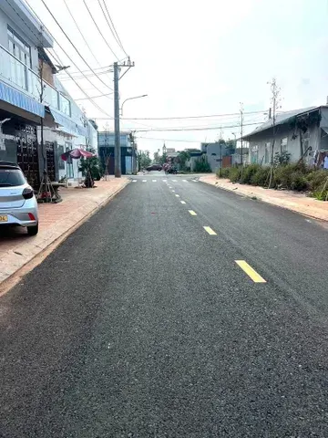 Mặt tiền Phạm Văn Đồng, Tân Lập, DakLak - ngay chợ Đầu Mối Tân Hòa (Lk1.11)