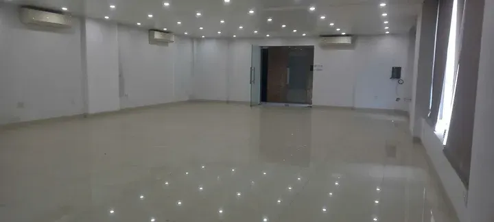 Cho thuê MB tầng 3 làm VP phố Bùi Quốc Khái, Linh Đàm, Hoàng Mai dt 100m2, 15tr/th.