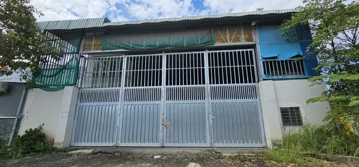 Cho thuê nhà xưởng nằm ðương hà duy phiên, bình mỹ cu chi DT: 1000M² giá 50TR LH: 090••••28