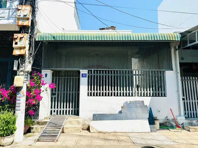 HẠ GIÁ BÁN NHANH : Lô đất kèm nhà C4 mặt đường Thất Khê - P. Nha Trang (Vĩnh Nguyên cũ) - Gần Biển Trần Phú , KĐT Mipeco , Tô Hiệu. Giá 5.8tỷ
