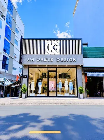 Cho Thuê Nhà GÓC 2MT: 136 Nguyễn Trãi - Quận 5 - 7.4x13.5m, 2 tầng