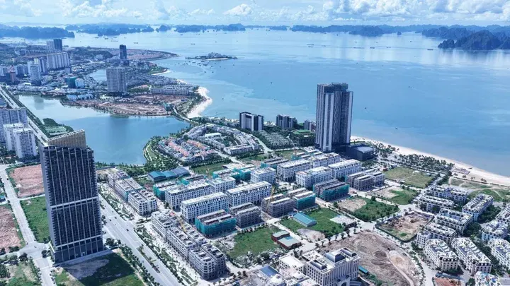 Bán Căn hộ chung cư 47m2 giá 3.1 tỷ tại Phường Bãi Cháy Thành phố Hạ Long Quảng Ninh