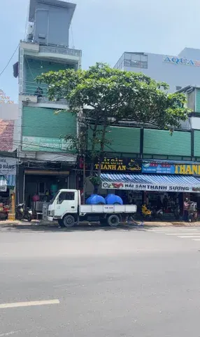Bán Nhà mặt tiền Trần Phú Nha Trang đang có sẵn dòng tiền . Đối diện bệnh viện Vinmec - chỉ 15 tỷ 490 triệu