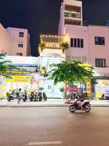 Mặt tiền dương quảng hàm - 60M² - 4 lầu – đang cho nha khoa thuê 40TR/tháng – – 16,8 tỷ