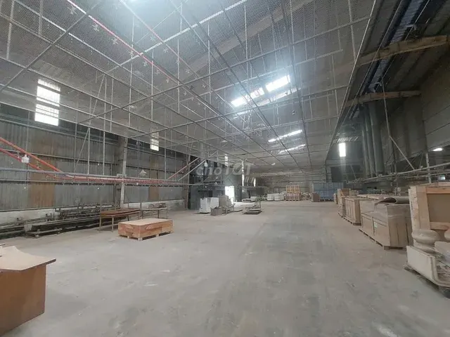 Cho thuê 2500m2 Xưởng khánh Bình Tân Uyên ,PCCC tự động , G.tờ đầy đủ Lh 082••••25