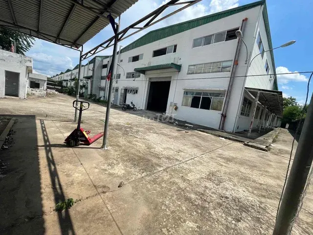 cho thuê kho xưởng kcn an tây - bến cát - 1400-1700-2600m Lh Zalo: 082••••25