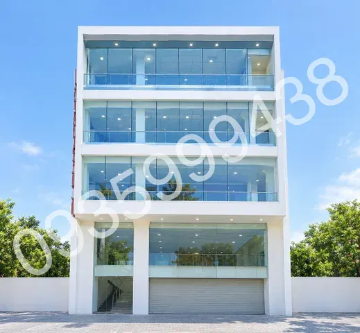 Cho thuê nguyên tòa nhà 5 tầng - 1200 m2 trung tâm đà nẵng – giá ưu đãi 160 TR