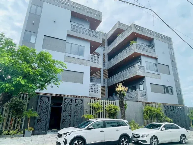 Bán Khách Sạn & Căn Hộ View Biển Sơn Trà, Đường Lê Văn Huân, 458m2 ( mặt tiền 24m ) - Giá 68 tỷ TL