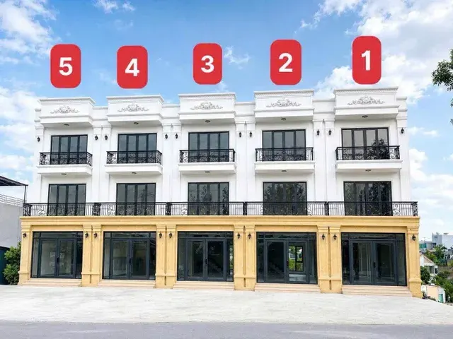 Bán vài căn nhà khu vực gần công mỏ,cấp cứu mỏ hà tu,hạ long