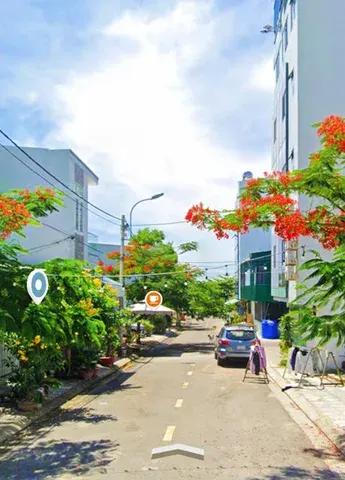 Toà căn hộ 5 tầng + 1 hầm , sát đường Phạm Văn Đồng _ Góc 2 mặt tiền đường ô tô rộng 10m vi vu. Dt 59m2. Giá 15.5ty