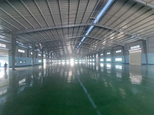 Cho thuê kho xưởng 3250m2.Khuôn viên riêngĐầy đủ giấy tờ.Tân Vĩnh Hiêp