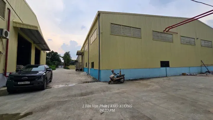 Cho thuê 3200m2 xưởng Tân Hiệp Tân Uyên , PCCC tự động , S.X đa nghành ,giấy tờ đầy đủ