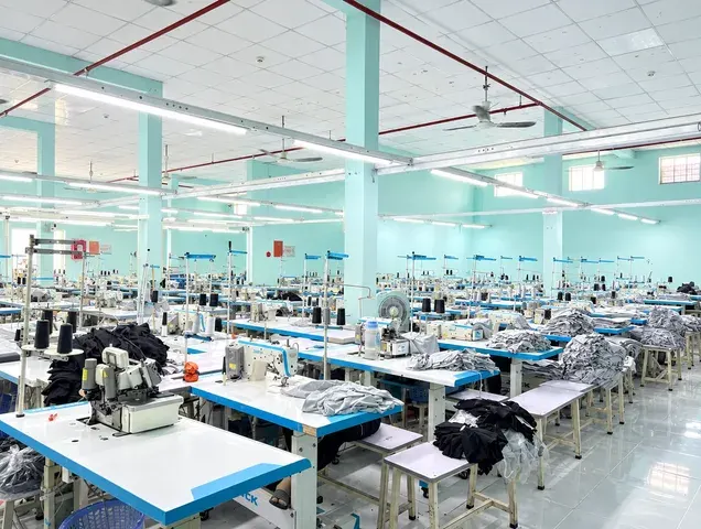 Cho thuê xưởng may 956m2 có điện 3 pha và PCCC,đường xe 8 tấn giá 25 triệu tại Bến Tre