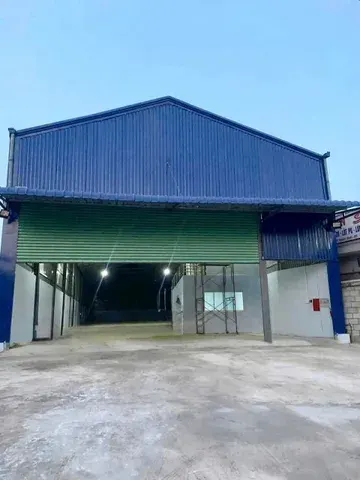 Cho Thuê 1600m2 Xưởng Khánh Bình Tân Uyên , giá 110 tr , đường cont , khu sản xuất