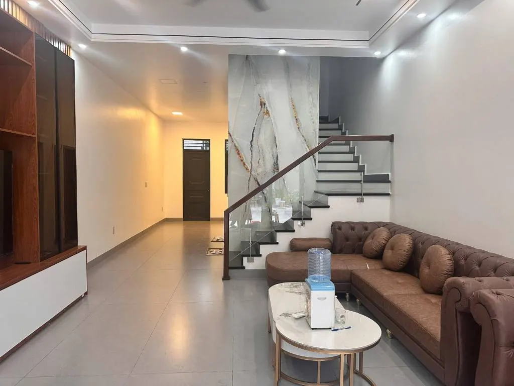 Cho thuê nhà kđt phía tây nam cường, hải dương, 4 tầng, có thang máy 64m2, mt 4m, 4 ngủ