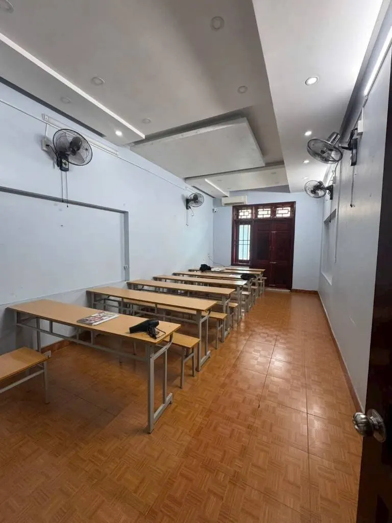 Cho thuê lâu dài nhà phố khu đông nam cường, hải dương, 140m2 mt 8m 3.5 tầng, vị trí đẹp, giá tốt