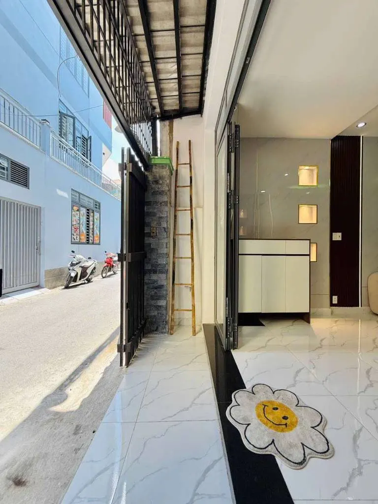 Bán nhà bùi quang là, gần emart gò vấp, 52m² 3 tầng, full nội thất, giá chỉ 6,45 tỷ