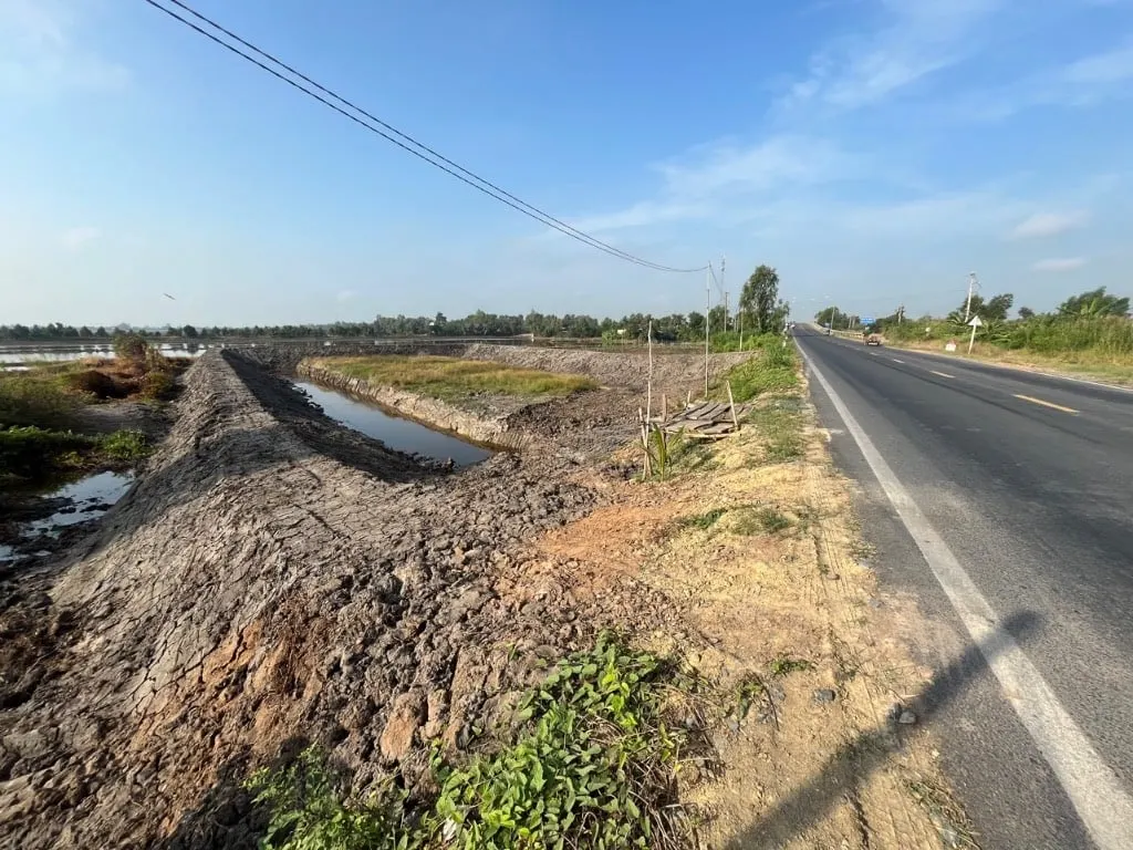Bán đất long an, tân thạnh, mặt tiền quốc lộ n2, diện tích 2643m2, giá 5 tỷ