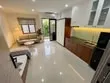 Căn hộ Chùa Láng, Ô TÔ cách 15m, FULL đồ, Thang Máy, 35m2, Ban công