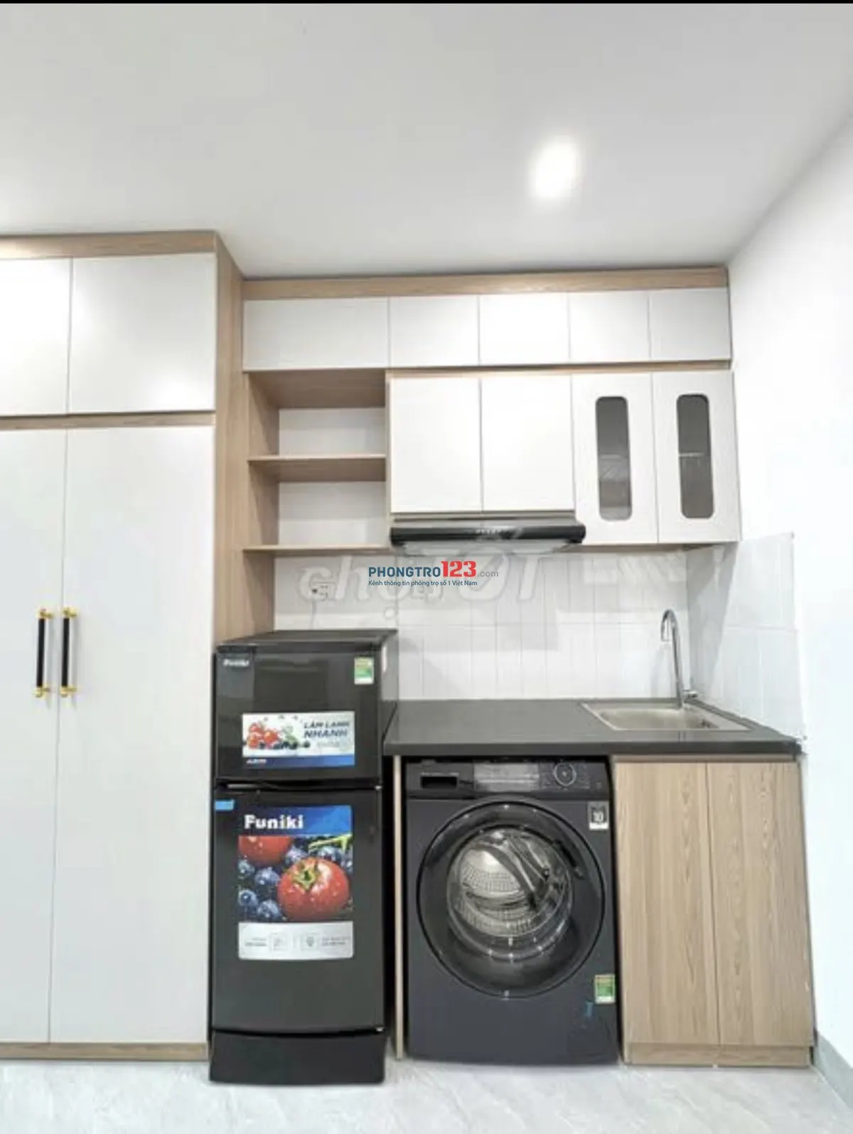 Phòng ccmn 25 m2 fun đồ thoáng có ban công