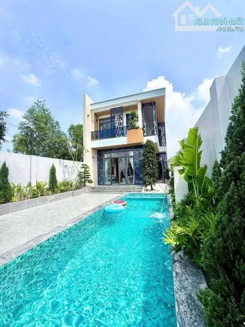 Biệt Thự Mặt Tiền đường DT14 đã Hoàn Công giá 6,9Ty (7,7m × 40m)