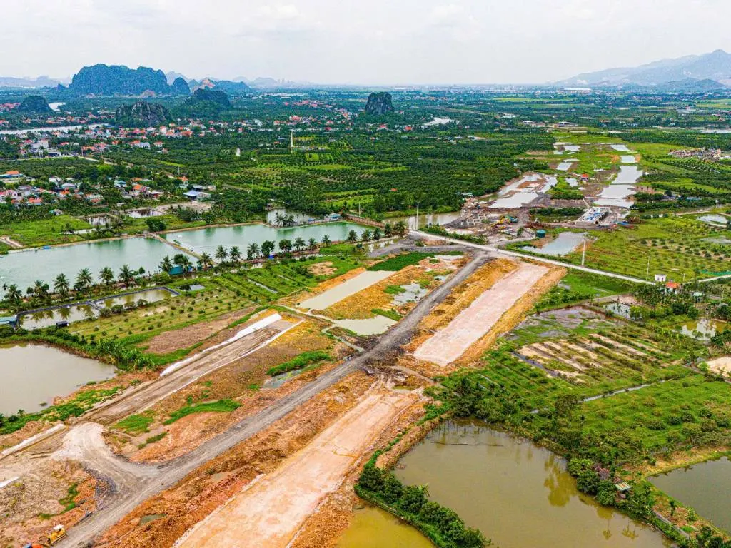 Chính chủ bán lô đất mạo khê đông triều, diện tích lớn, sổ hồng riêng, khu dân cư đông đúc