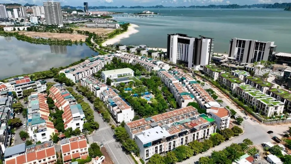 Bán lỗ giá 8 tỷ căn góc vip view hồ, biển, thành phố, công viên lotus hạ long. 0914 043