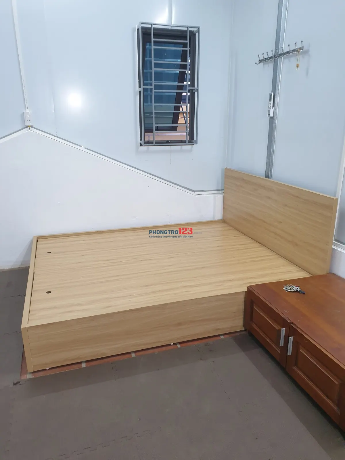 Cho thuê phòng P401 - nhà 4 - ngách 208 - ngõ 8 - lê quang đạo