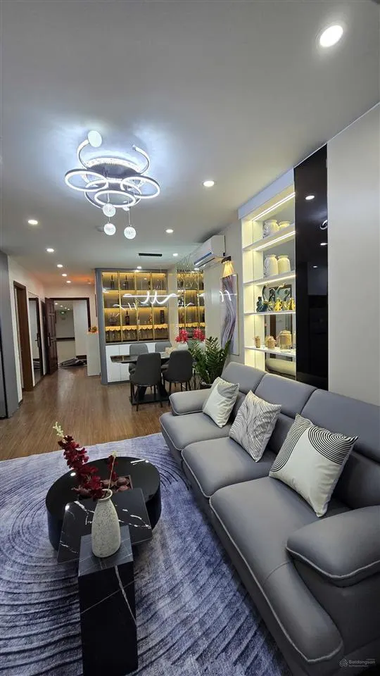 2n2vs nội thất đẹp nhất tòa c, view chếch biển, sổ hồng vĩnh viễn