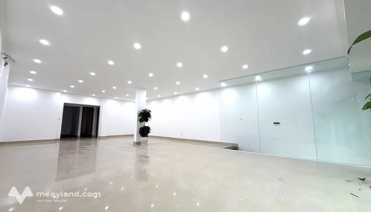 Bán nhà mặt phố Nguyễn Xiển – 6 tầng thang máy thoáng trước sau – Kinh doanh